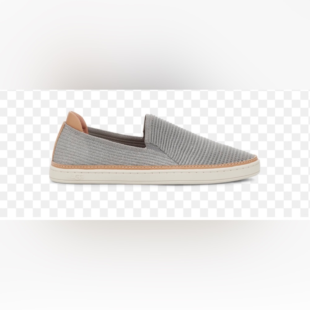 Brand New Sammy Uggs Sz 9 Uggs slip on Women’s